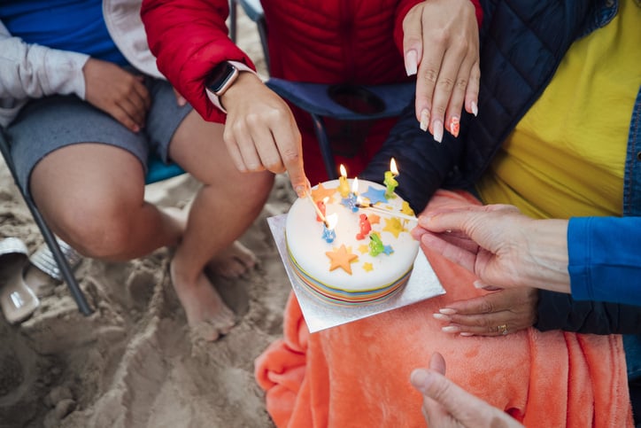 Let your custom birthday party invitation bring the party to the beach. 